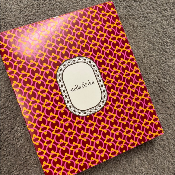 Stella & Dot York Necklace - Picture 3 of 5